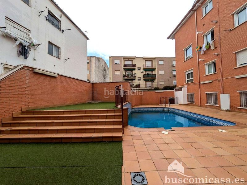 Foto de881ef4-32e9-421f-bbd6-9803884f11b9. Pis amb calefacció aparcament piscina a Linarejos Linares