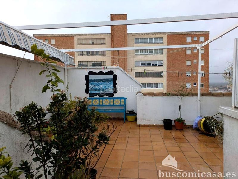 Foto f8002a17-69c1-45e3-ae56-29ce864c8076. Pis amb calefacció aparcament piscina a Linarejos Linares