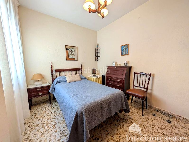 Foto fceeaf73-ea7d-4c7b-b344-e78b0a168caa. Piso bonito piso en calle la cruz. en Linarejos Linares