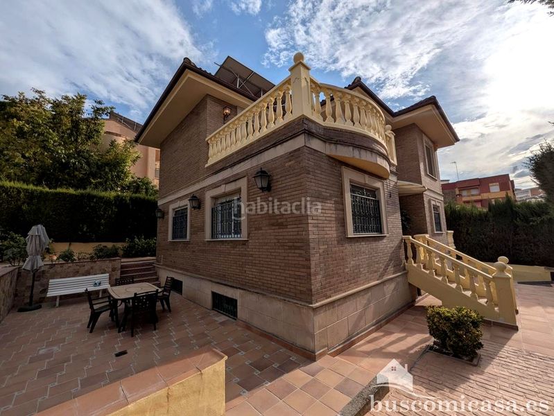 Foto 0943b6ab-e25b-4bfa-bd39-187266978f50. Casa amb calefacció piscina a Linarejos Linares