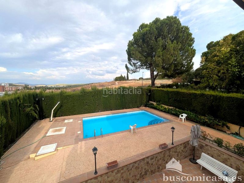 Foto 5cdfd95a-537c-4b05-9017-efaf112a5fda. Casa amb calefacció piscina a Linarejos Linares