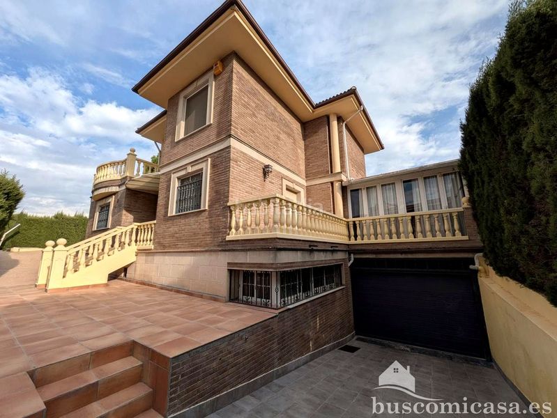 Foto f85e4b0f-c0d4-4cab-b8b2-72ce47e06129. Casa amb calefacció piscina a Linarejos Linares
