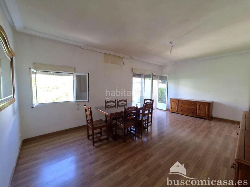 Foto c77abd1e-5f7f-4587-b60c-f304baaf1a2d. Pis a Linarejos Linares