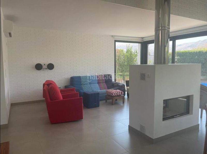 Foto 729c3d8b-c7e2-445b-9acc-c0963e330795. Casa amb aparcament piscina a Loja