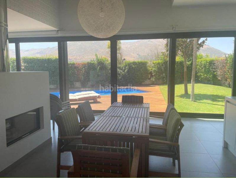 Foto b39a0eda-6ad1-4446-94f2-8fb4710f9361. Casa amb aparcament piscina a Loja