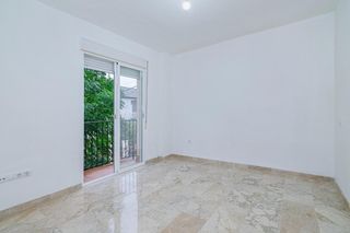 Etagenwohnung  Calle alhambra. Magnífico piso en cijuela con garaje y trastero