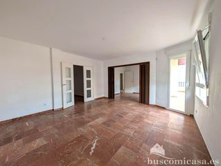 Pis  Calle bailén. Fantástico piso en calle bailén.