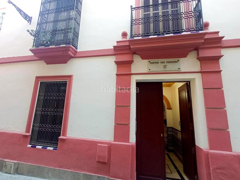 Foto 19a5e92f-ff5f-439a-bd53-9ef052a1c821. Office space in San Bartolomé Sevilla