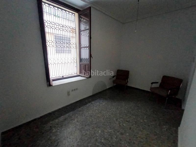 Foto 358b49ed-9fe3-499c-be59-6439fa9f5640. Office space in San Bartolomé Sevilla