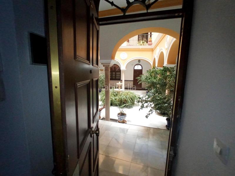 Foto 4199f6f8-cc6d-47a1-b743-602634d8d751. Office space in San Bartolomé Sevilla