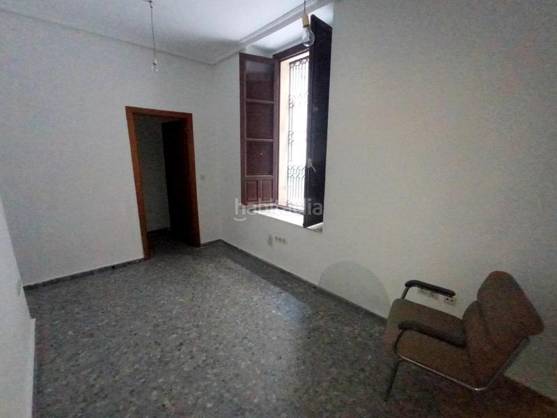 Foto 4d8e3187-013c-46c9-bc4b-07644e150a78. Office space in San Bartolomé Sevilla