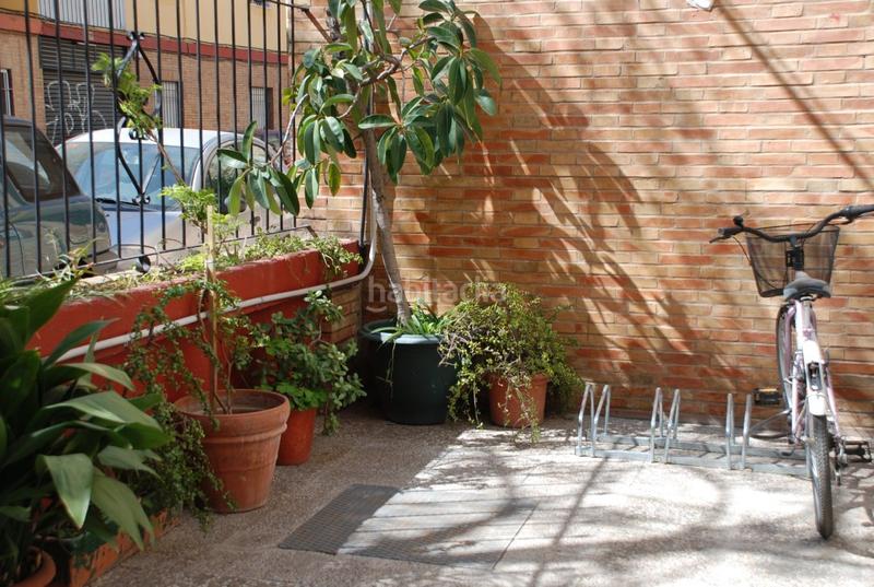 Foto 2b5f90eb-6c1e-4084-84d4-9f4b25cf7537. Piso tu nuevo hogar te espera en el corazón de triana! en Sevilla