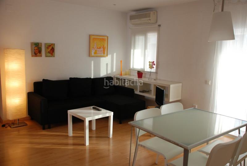 Foto 4c1133d4-c7ff-43bb-9ce6-759cafa967bf. Piso tu nuevo hogar te espera en el corazón de triana! en Sevilla