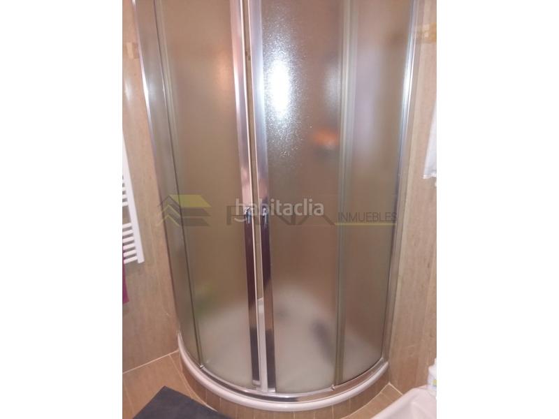 Foto a1b2e3bd-0153-490c-b21c-9836ed3e816c. Chalet mit parking in San Crispín-Huerta Nueva-Estación Elda