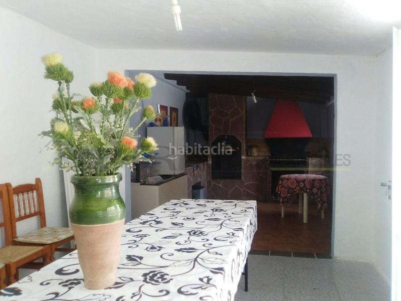 Foto b7ced904-730f-4ac7-b821-c2c3fde8a5fd. Chalet mit parking in San Crispín-Huerta Nueva-Estación Elda