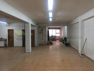 Local Comercial  N/a. Local de 240 m2 cerca de avda de madrid