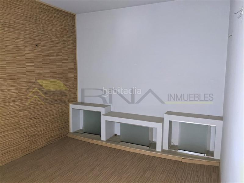 Foto be83af7d-aad0-4d08-8345-cd923e0caad0. Local comercial  en el campet en Petrer
