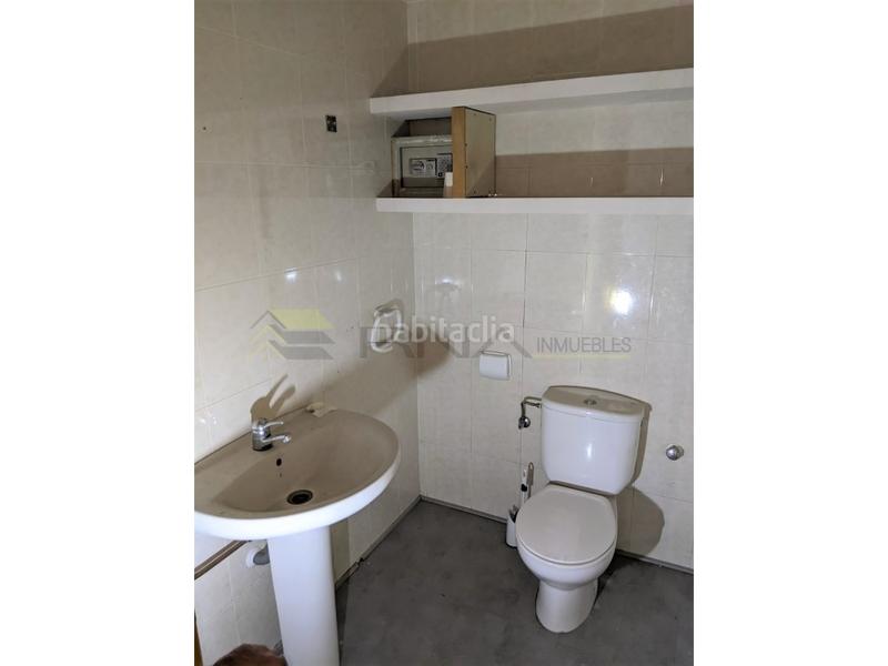 Foto ca59ed4a-fd90-4fbe-bec1-06803d98c876. Local comercial  en el campet en Petrer
