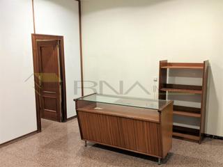 Local Comercial en Petrer. Local comercial en zona correos