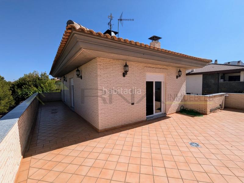 Foto 00d5fb1f-fb41-495b-8617-020dc0fbc133. Chalet avec parking dans Campo Alto-Club de Campo Elda
