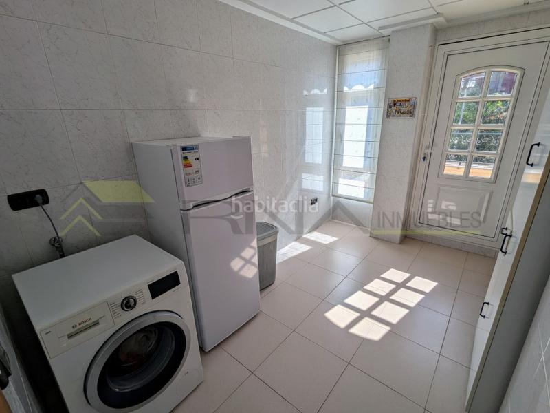 Foto 254877a7-7ab6-4e50-81b3-c13b7de4d79b. Chalet avec parking dans Campo Alto-Club de Campo Elda