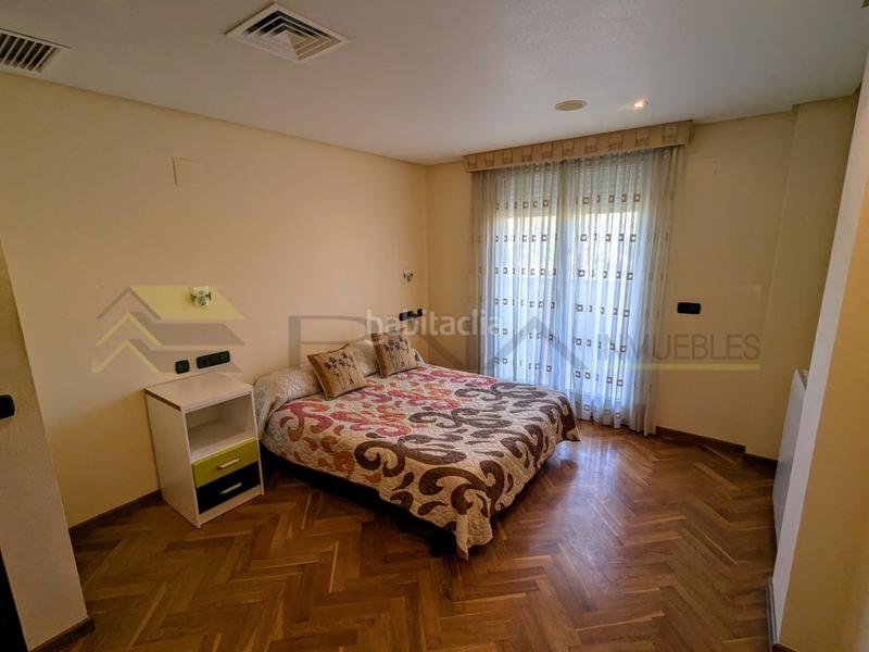 Foto 42819710-4adb-4138-9943-f3ca91dc44f2. Chalet avec parking dans Campo Alto-Club de Campo Elda