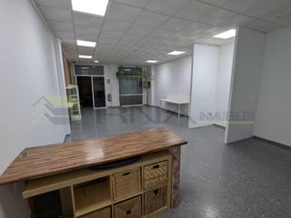 Lloguer Local Comercial  N/a. Local comercial en el campet