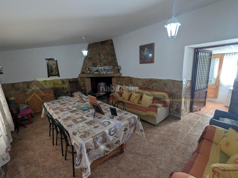 Foto 3af8f1d5-0e94-4d9c-b714-8b58983e6b9d. Casa amb aparcament a Alatoz
