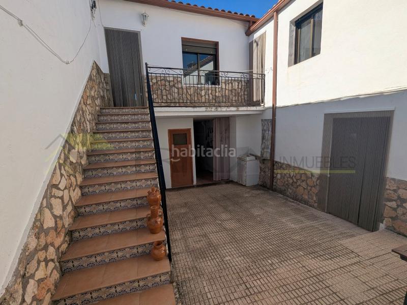 Foto 771f6b03-494b-4ac8-9c07-9032bbd883a5. Casa amb aparcament a Alatoz