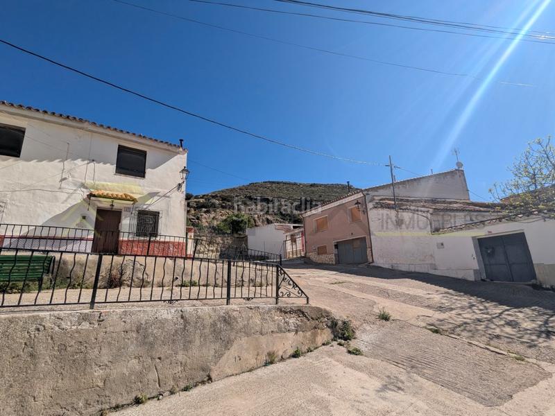 Foto 8cbb938f-ed1e-4c3a-b3b8-32e2a126891c. Casa amb aparcament a Alatoz