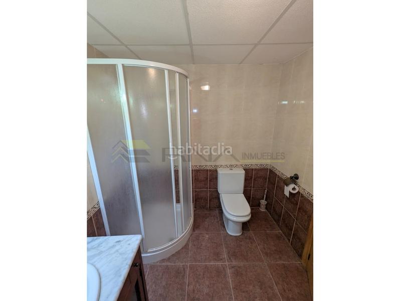 Foto b9859bf0-91f4-4b7b-a93e-5b4997cbf3ce. Casa amb aparcament a Alatoz