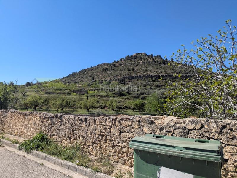 Foto f9748e65-aebb-410d-9a89-809d7370305c. Casa amb aparcament a Alatoz