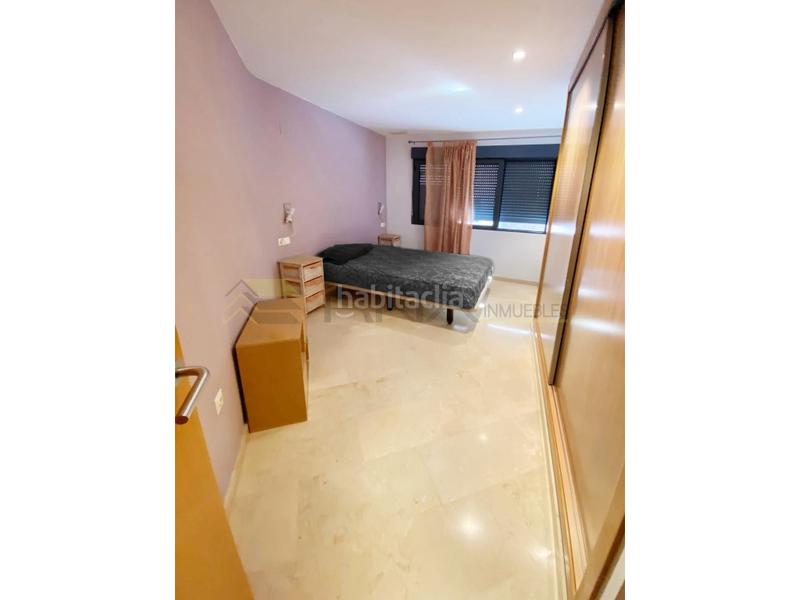 Foto 219afb75-95db-4b0b-931f-149103597229. Pis amb aparcament a Mercado Alicante