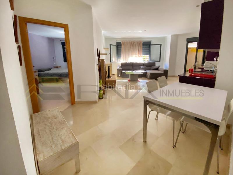 Foto 3466efd5-c977-4eb8-9adf-60b867336ba8. Pis amb aparcament a Mercado Alicante