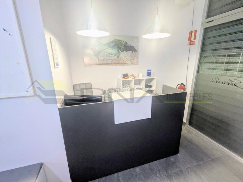 Foto e5f4b211-8974-42d8-856f-2e35859a2079. Pas-de-porte local commercial dans Petrer