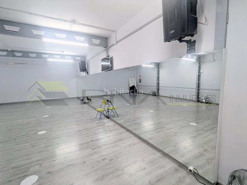 Foto 144b4095-9c7c-41c3-a1fa-78e5bf9e3afa. Traspàs local comercial a Petrer