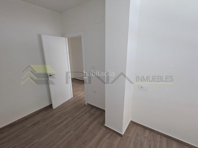 Foto a7e63cde-d9c0-4b4f-9e37-426231feae2c. Pis a Petrer