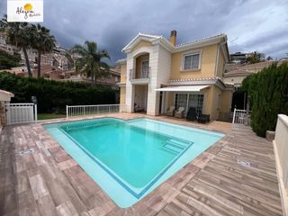 Chalet  Calle marcelino mur. Exclusiva villa con vistas panorámicas al mar  cap blanc, culler