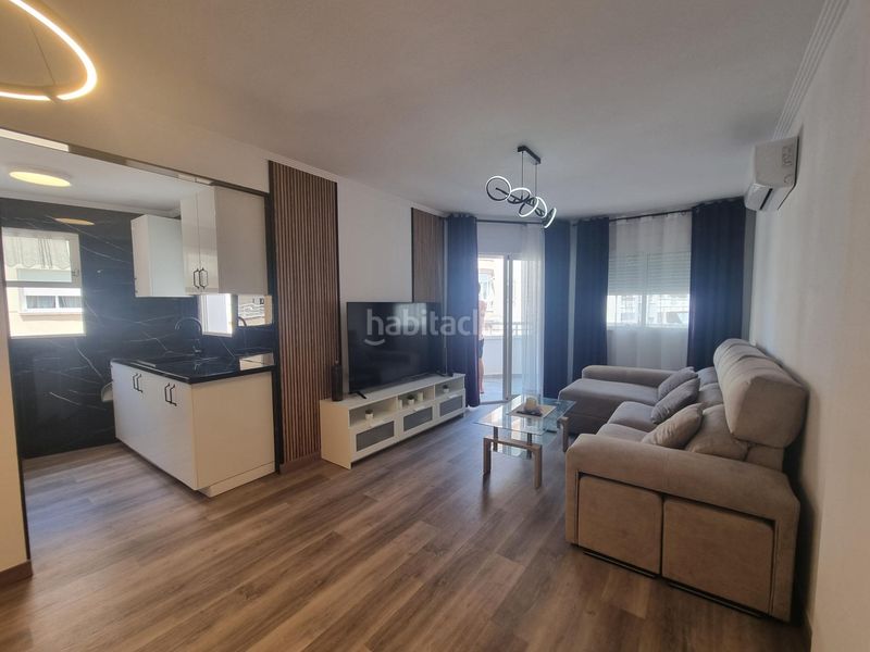 Foto 4be2f3f4-7d6a-433d-9fdf-23a1b83508a1. Apartament amb piscina a Antonio Machado Torrevieja