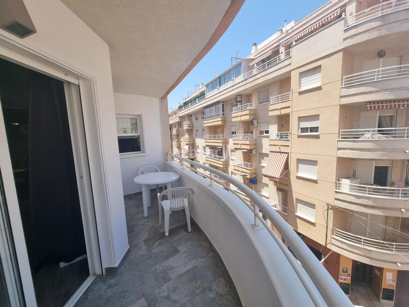 Foto 77f46260-59c1-4cec-b2bb-e3cc288c7af6. Apartament amb piscina a Antonio Machado Torrevieja