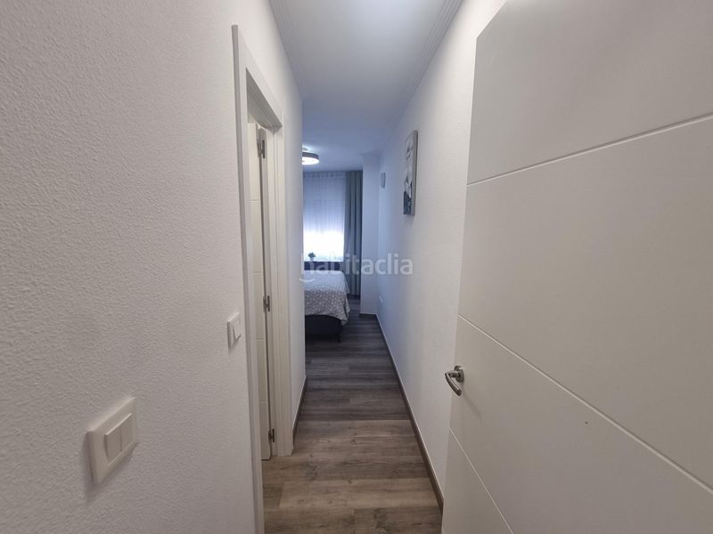 Foto d7beadd9-c525-4518-b623-ef0c1f5410a0. Apartament amb piscina a Antonio Machado Torrevieja