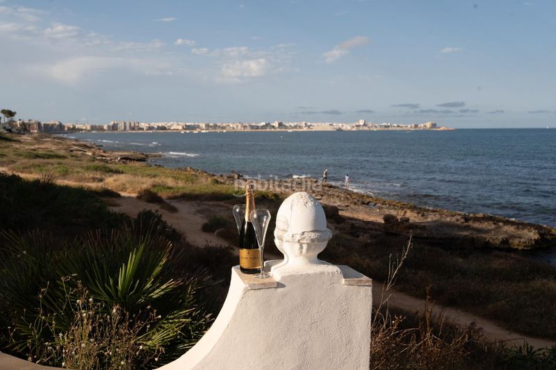 Foto 5d4d3616-6618-40e2-9975-80632ede8b49. Casa amb calefacció a La Veleta Torrevieja