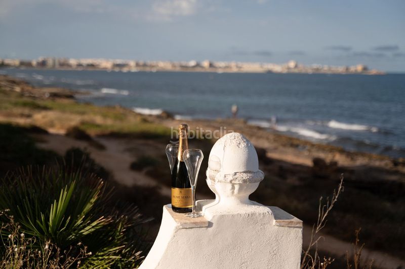 Foto f7ce2275-f255-4620-817c-200dbbed88c7. Casa amb calefacció a La Veleta Torrevieja