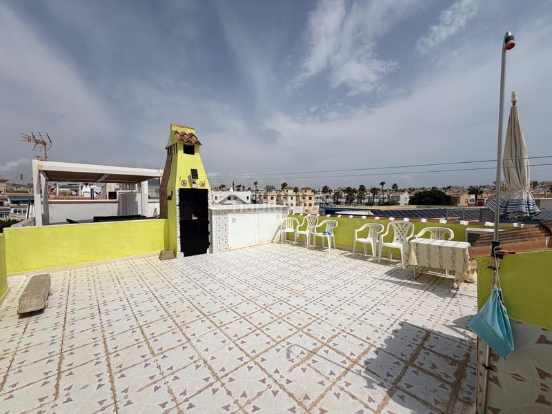 Foto a0c4779c-210e-4ade-81fa-779d5aaca789. Casa amb calefacció a Zona los Frutales Torrevieja