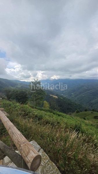 Foto c99c284d-54a6-4924-848c-6f65c99b7f12. Casa a Quirós