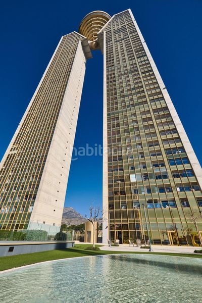 Foto 15290be1-bc9a-43b3-83a6-688491f62aea. Apartament amb calefacció aparcament piscina a Playa Poniente Benidorm