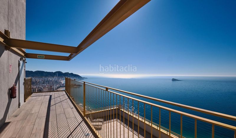 Foto 1d4f282b-46c9-4053-8296-f606f354d1f9. Apartament amb calefacció aparcament piscina a Playa Poniente Benidorm