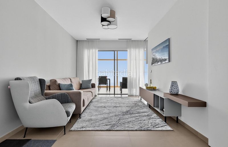 Foto 20fbadeb-0089-40e4-829f-db0167993db6. Apartament amb calefacció aparcament piscina a Playa Poniente Benidorm