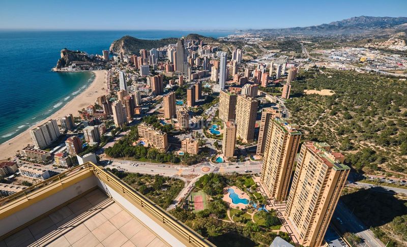 Foto c6b89bd5-9788-4669-a0e8-dfca62805439. Apartament amb calefacció aparcament piscina a Playa Poniente Benidorm