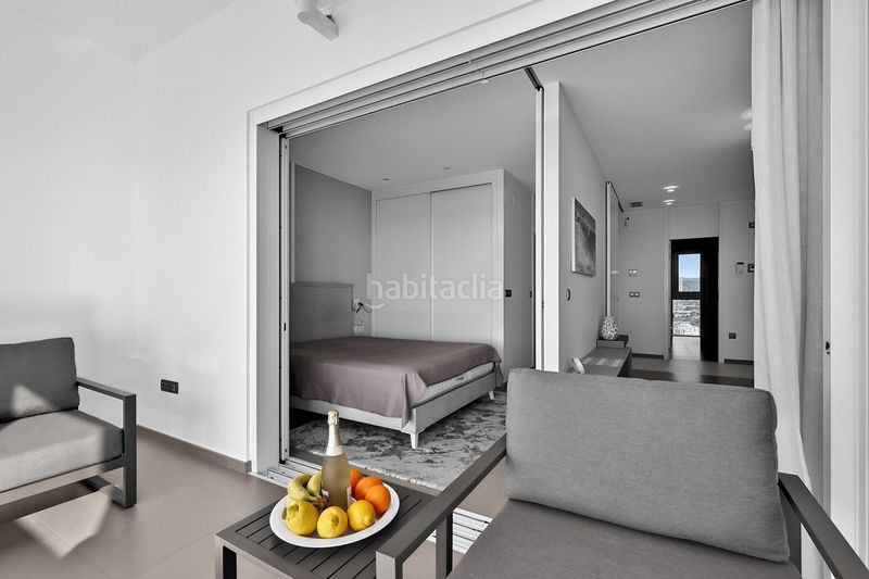 Foto d4333db2-fa2b-4dd2-ae69-5f1d694808b4. Apartament amb calefacció aparcament piscina a Playa Poniente Benidorm